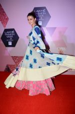 Surveen Chawla at Lakme Fashion Week Preview on 8th March 2016